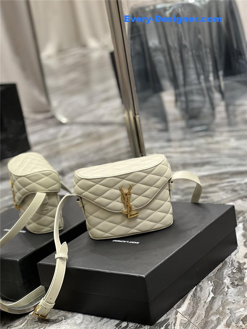 Y51 june box bag