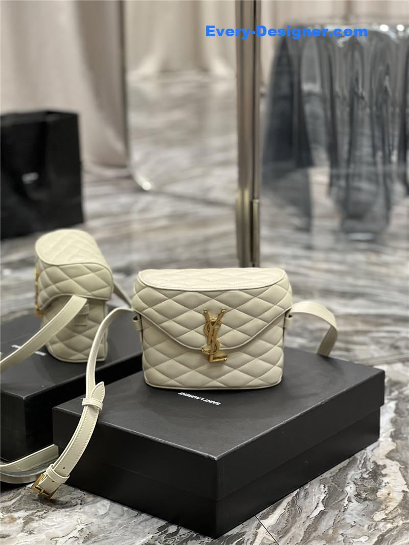 Y51 june box bag
