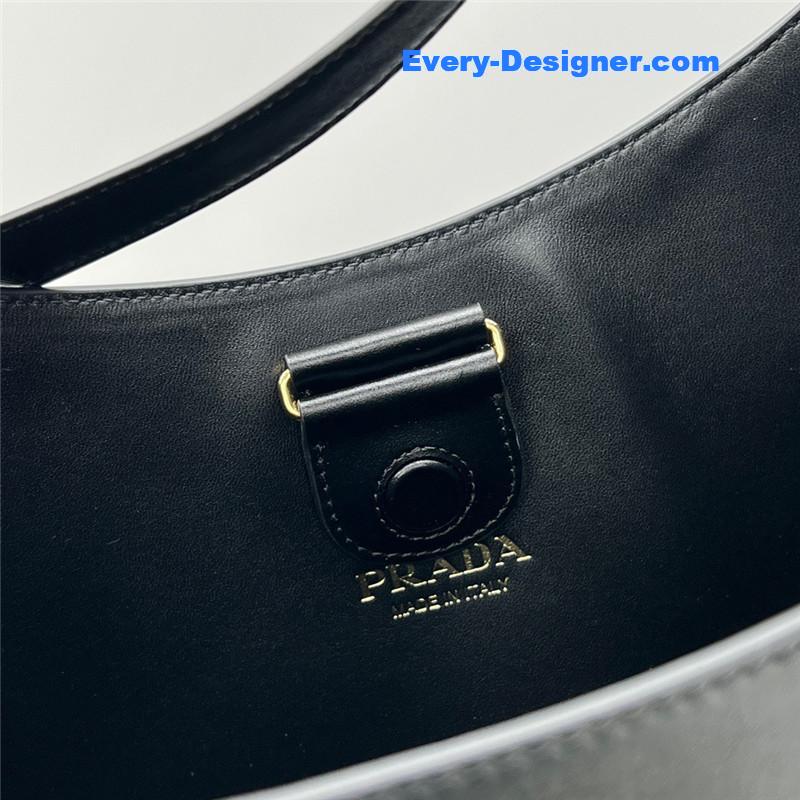 Pra*a cleo hobo bag