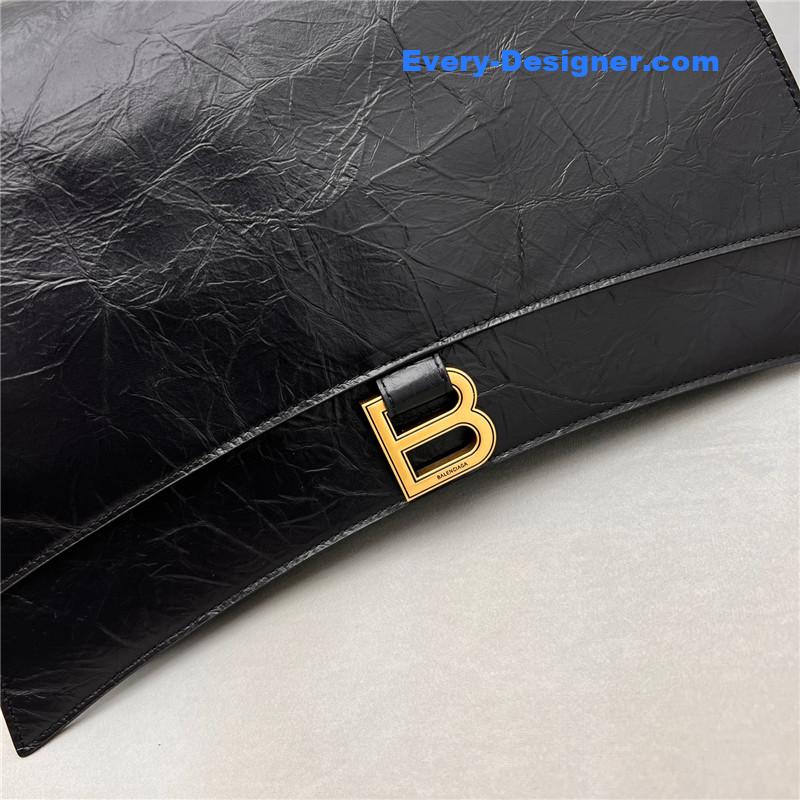 Ba1en*iaga crush bag medium