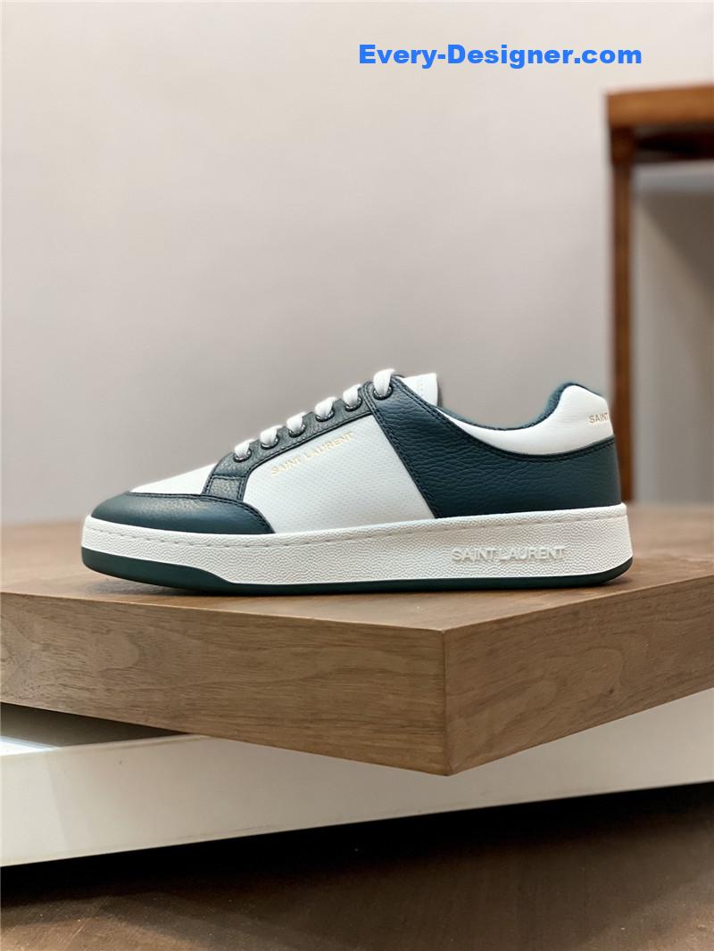 Y51 low-top lace-up sneakers