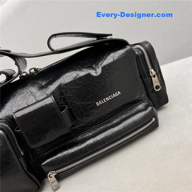 ba1en*iaga S*per busy bag small