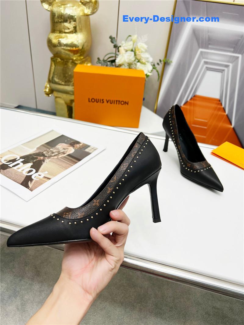 l0vis Vvtt0n lv logo leather shoes