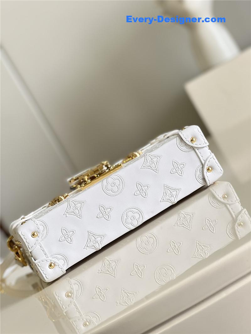 l0vis Vvtt0n lv petite malle bag white