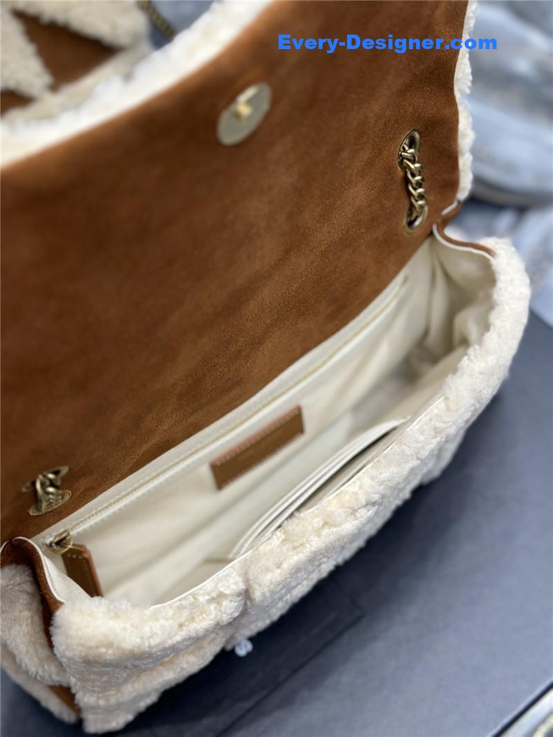 Y51 jamie lambswool bag