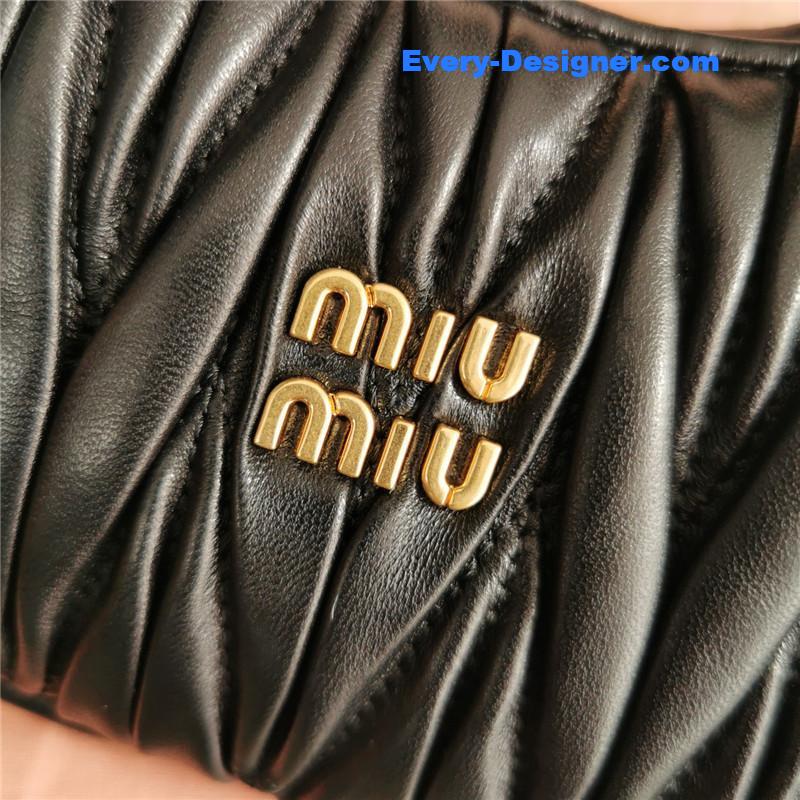M1um1u new mini miuwander handbag