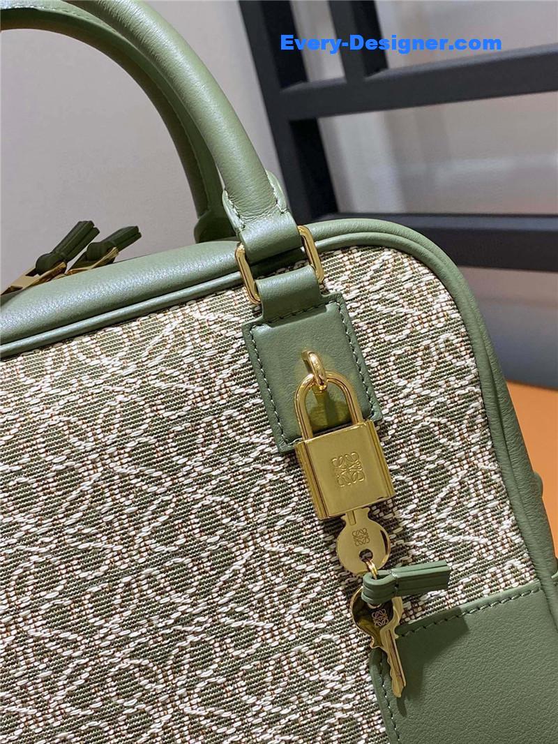 L0ew* handbag messenger bag