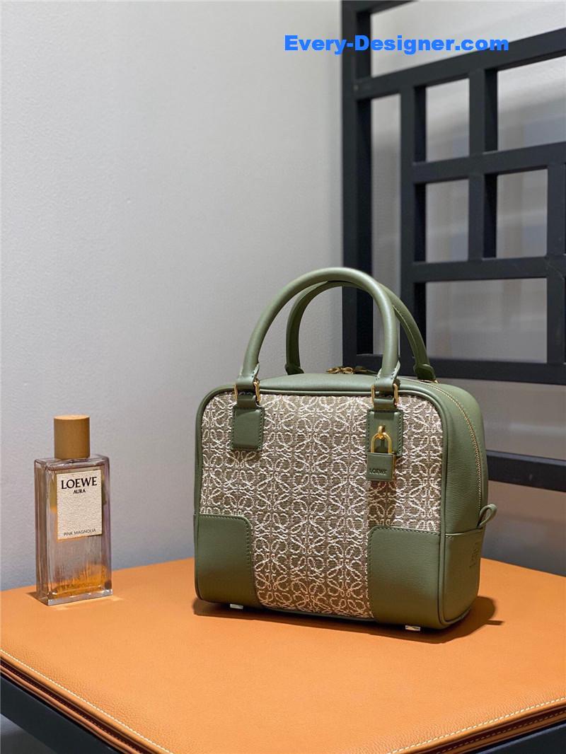 L0ew* handbag messenger bag