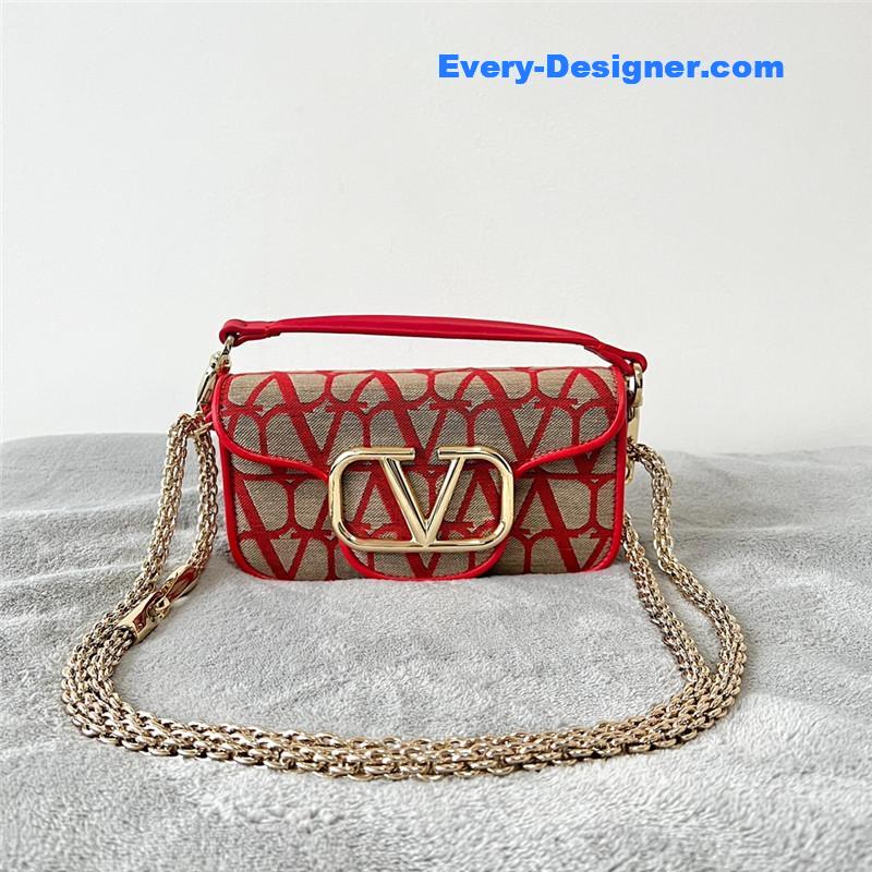Va1e*ntin0 v logo mini loc¨° bag in calfskin