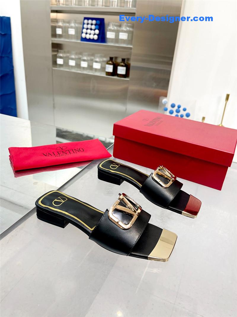 Va1e*ntin0 early spring new leather fabric slippers