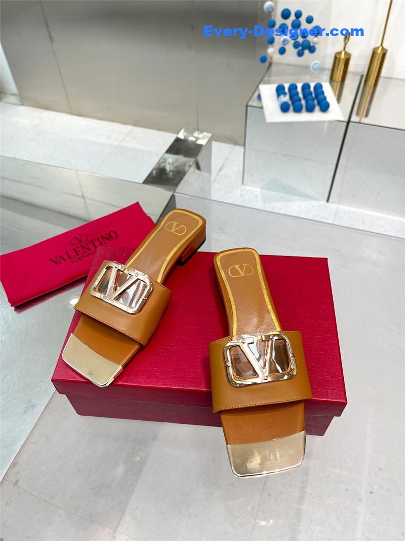 Va1e*ntin0 early spring new leather fabric slippers