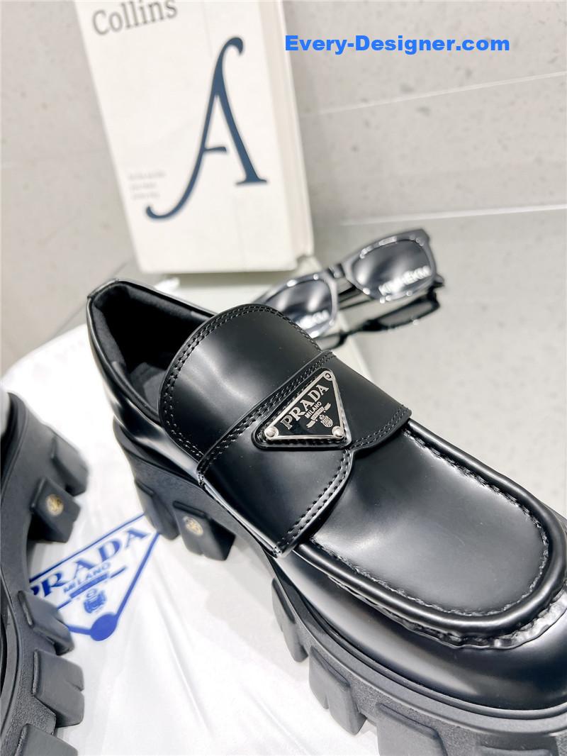Pra*a patent leather loafers