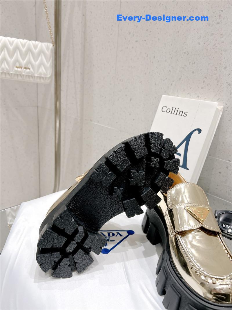 Pra*a patent leather loafers