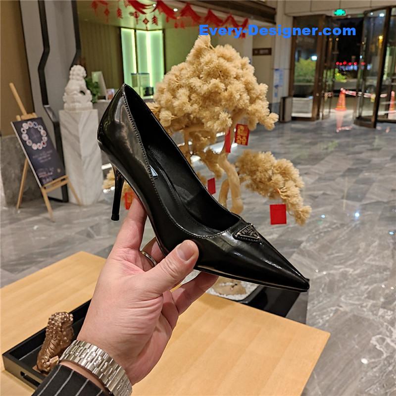 Pra*a high heels