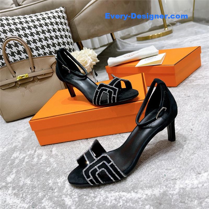 H**me5 high heel sandals