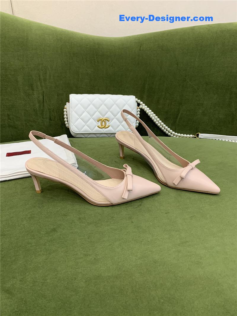 Va1e*ntin0 new lace pointed toe back empty shoes