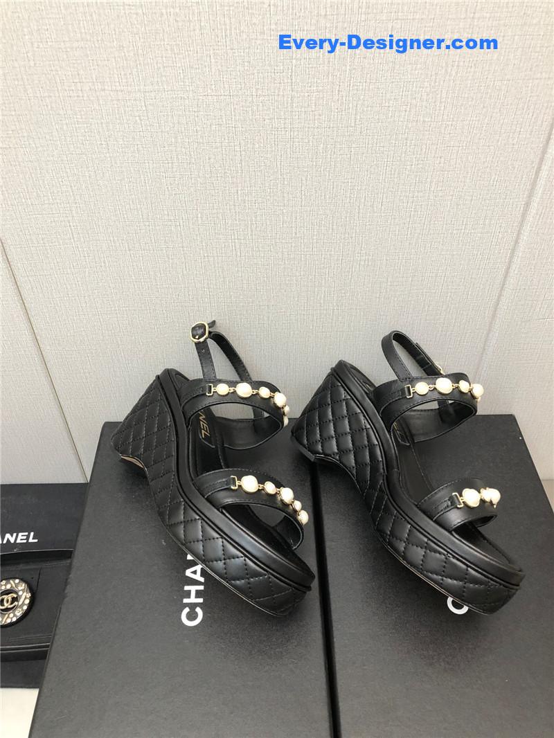 CC pearl series slippers