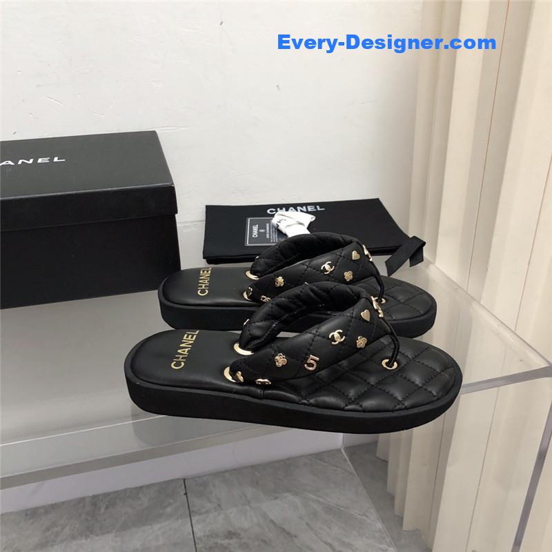 CC explosion Iogo slippers