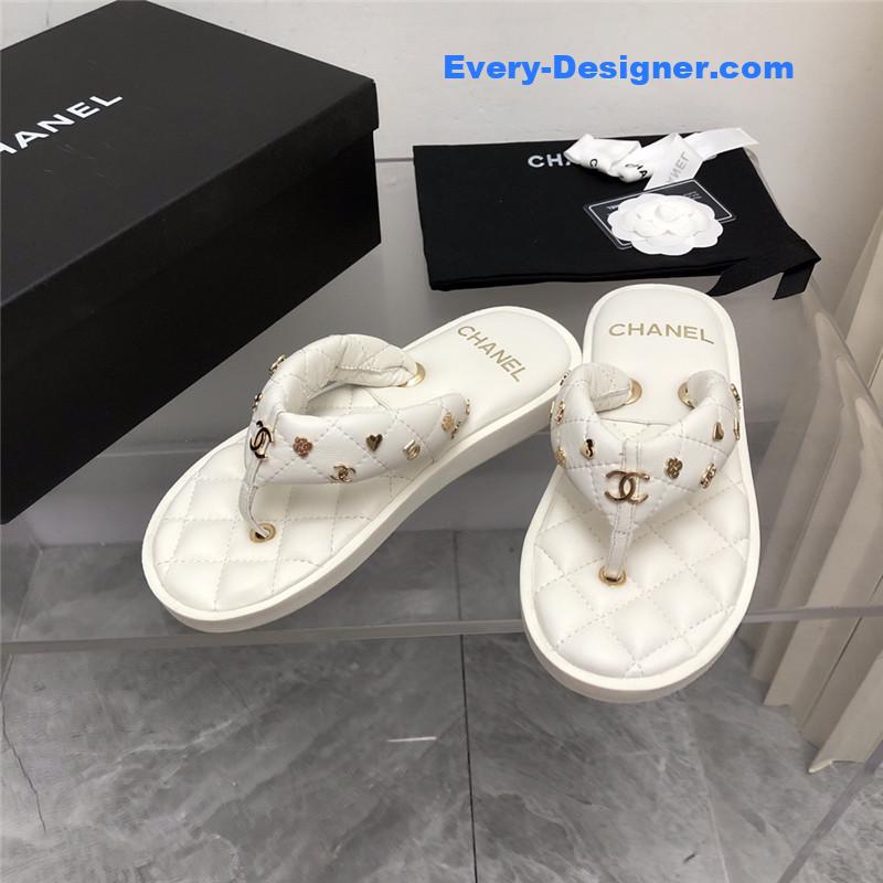 CC explosion Iogo slippers