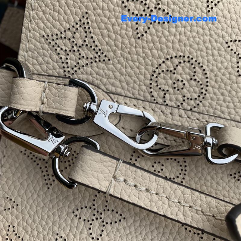 l0vis Vvtt0n lv blossom small mahina bag