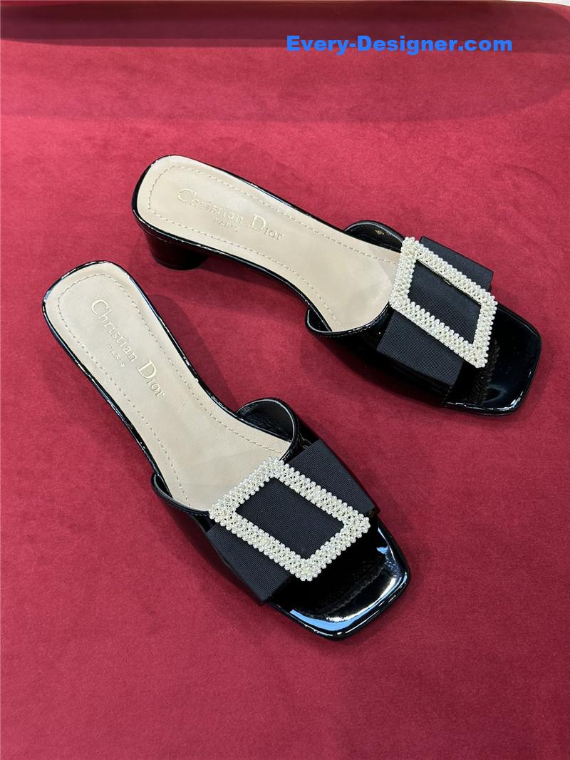 D10r spring summer small heel slippers