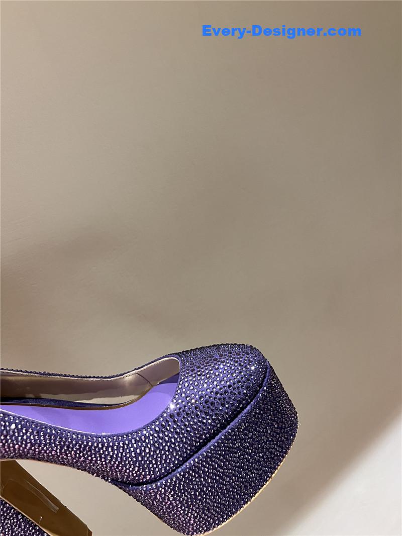 Va1e*ntin0 sky high platform pumps in patent leather