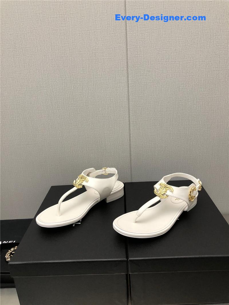 CC new C buckle sandals