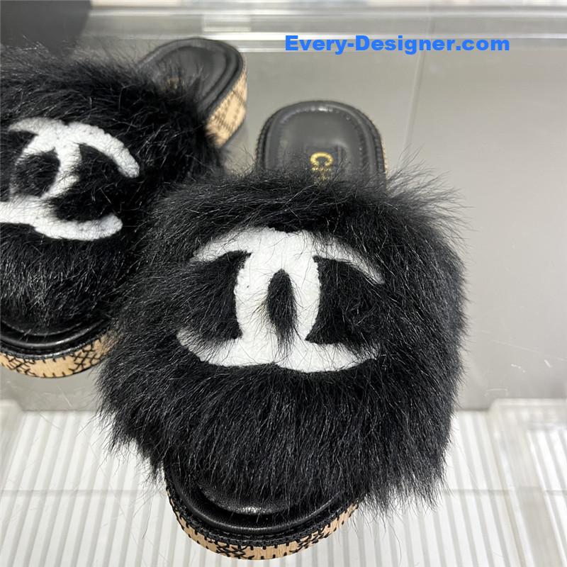 CC new wool slippers