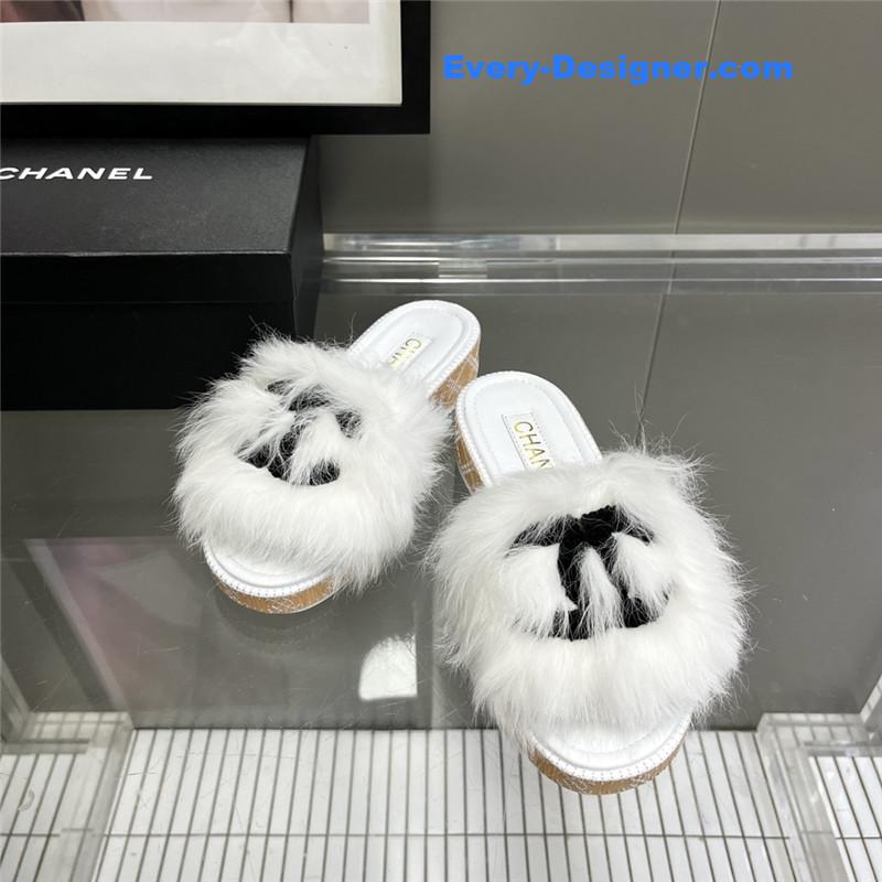 CC new wool slippers