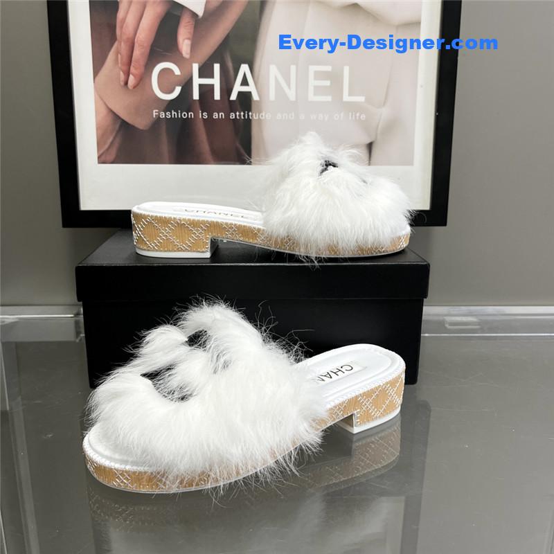 CC new wool slippers
