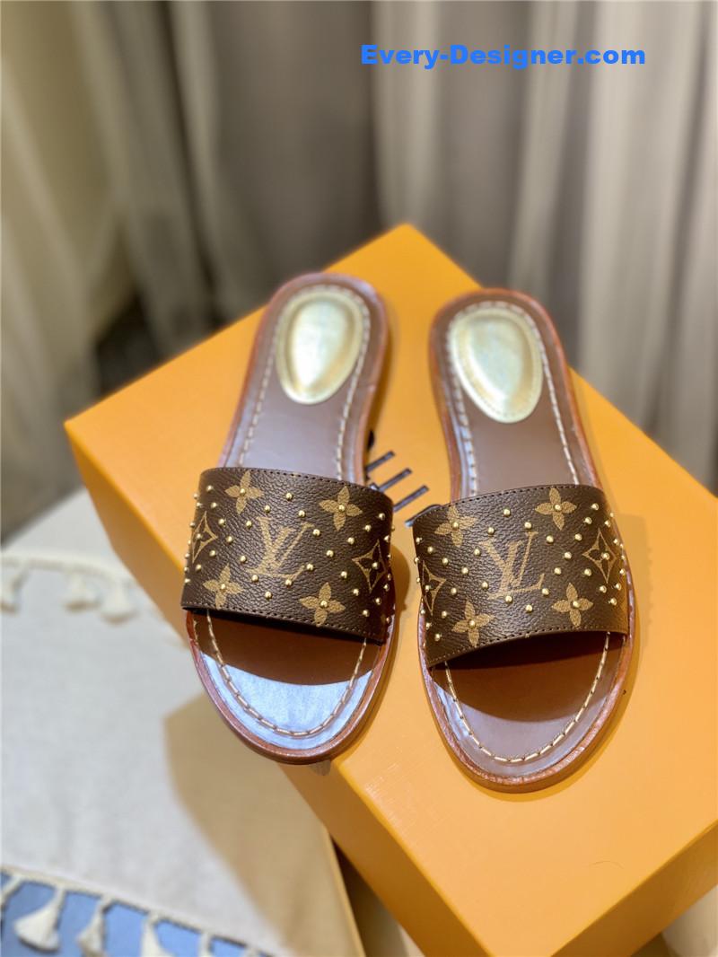 l0vis Vvtt0n lv non-slip wear-resistant slippers