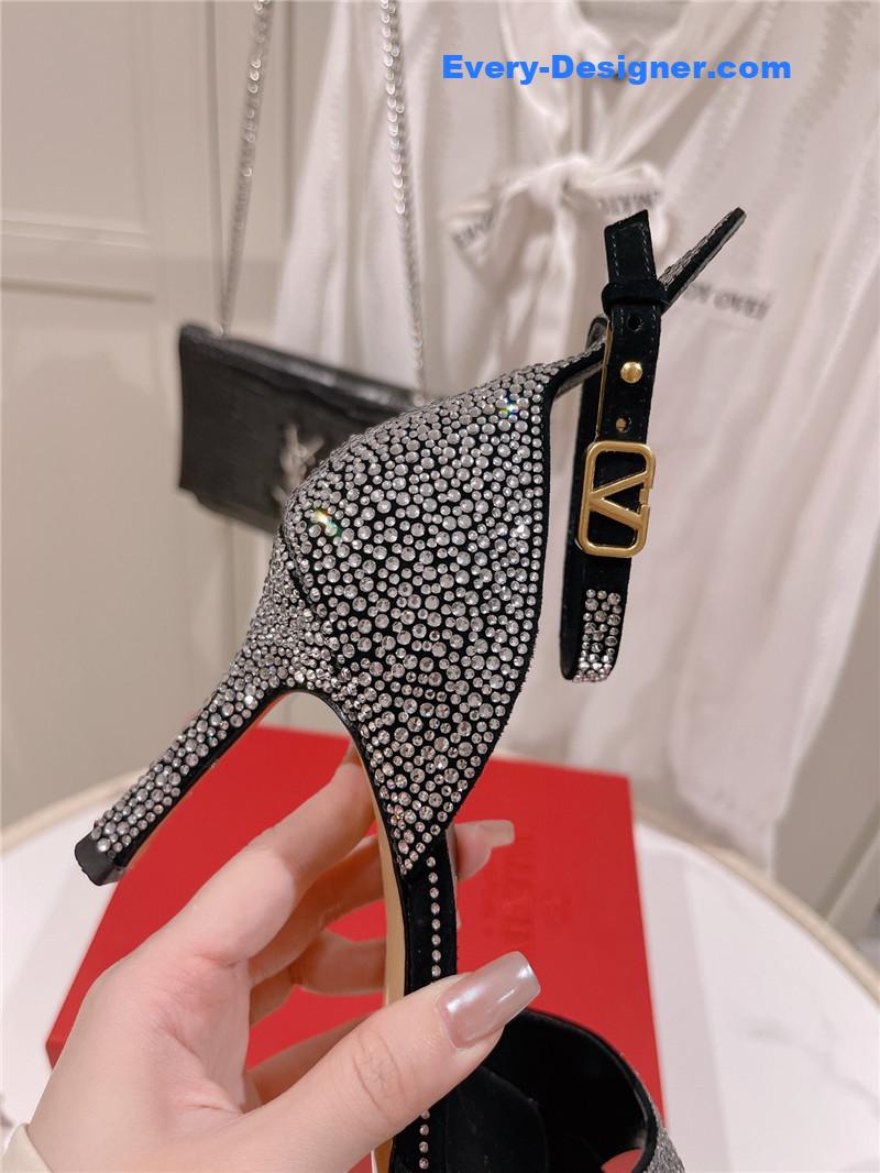 Va1e*ntin0 embossed sandals