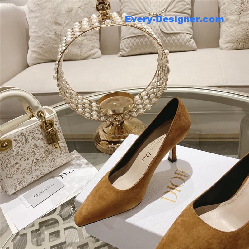 D10r spring and summer classic retro high heel shoes