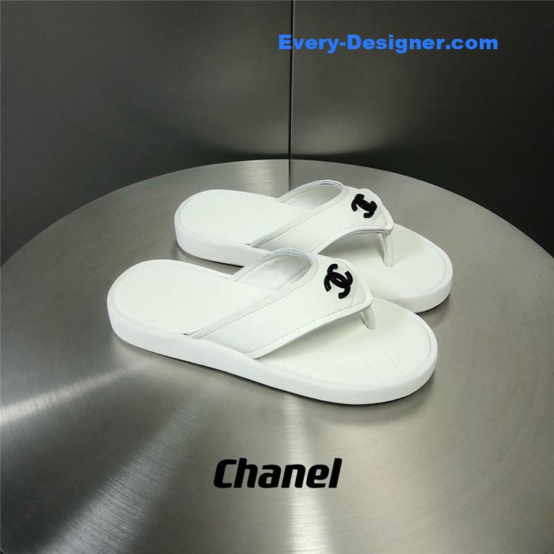 CC flip flops