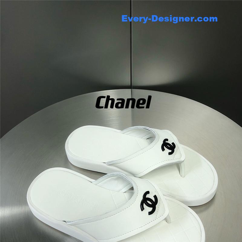 CC flip flops