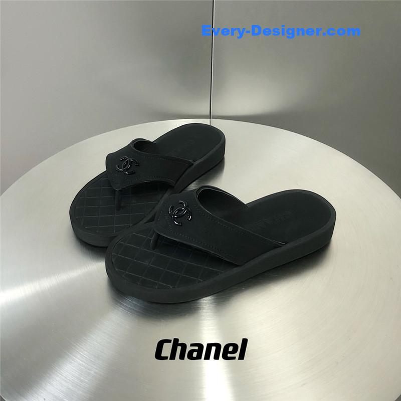 CC flip flops