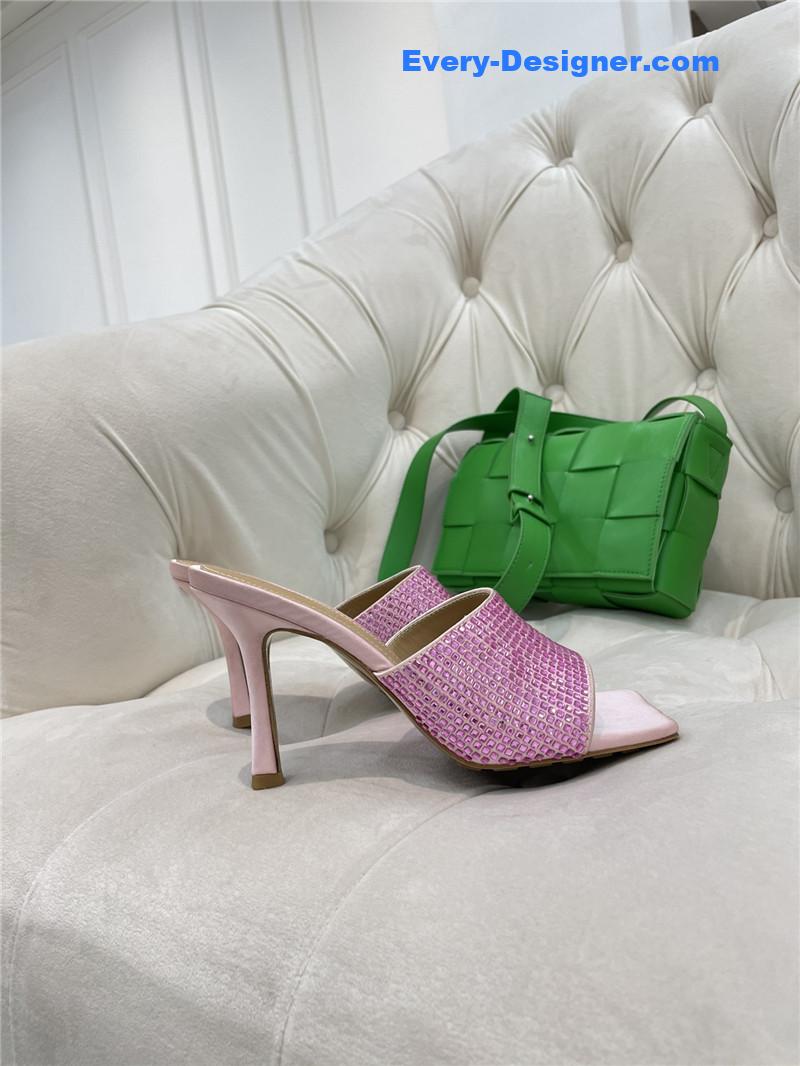 A1exa*der wang spring letter rhinestone high heel