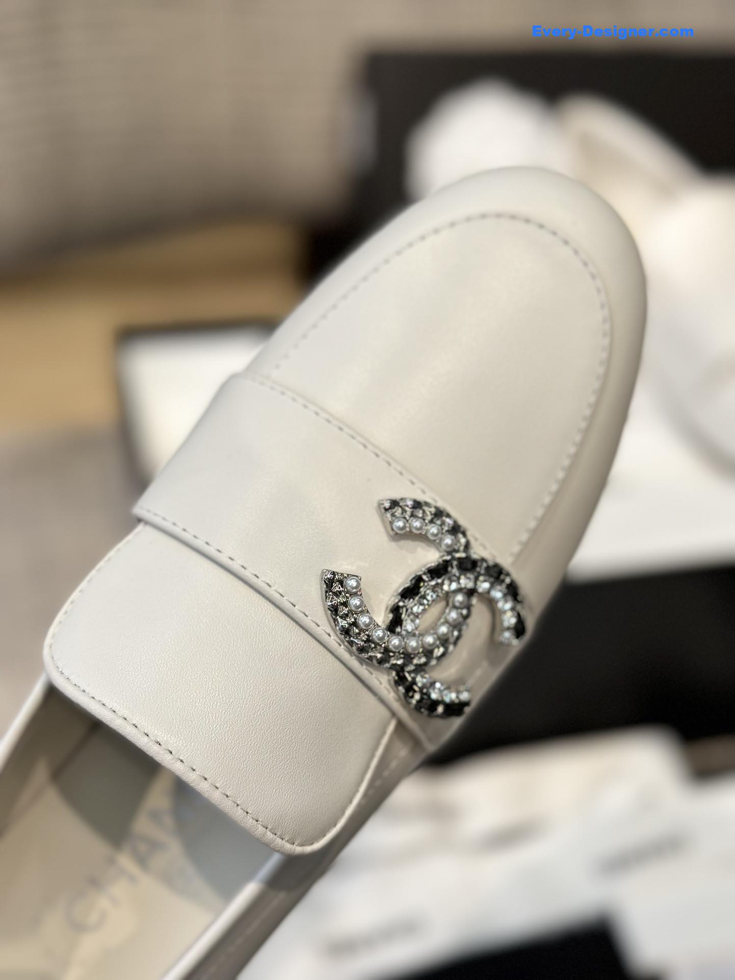 CC spring and summer crystal double c loafers