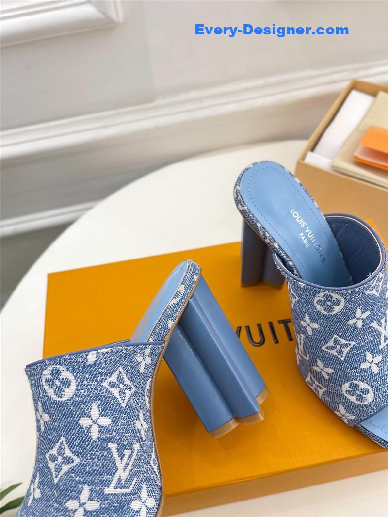 l0vis Vvtt0n lv plum blossoms and slippers