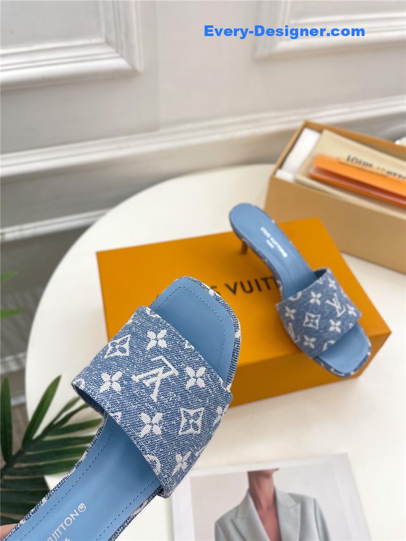 l0vis Vvtt0n lv latest slippers