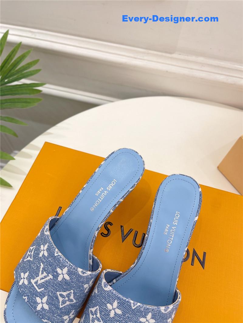 l0vis Vvtt0n lv latest slippers