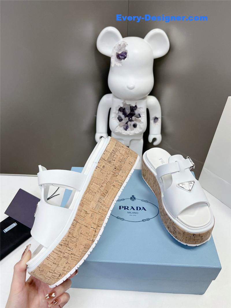 Pra*a zigzag roman braid platform rubber sandals