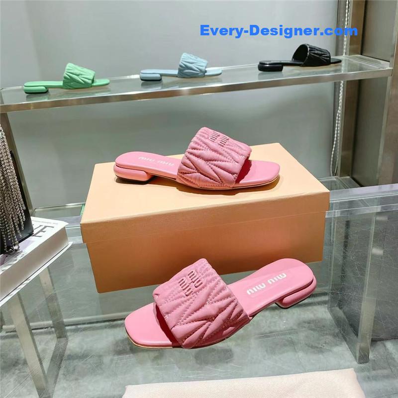 M1um1u flat lambskin sandal slippers