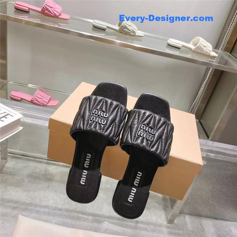 M1um1u flat lambskin sandal slippers