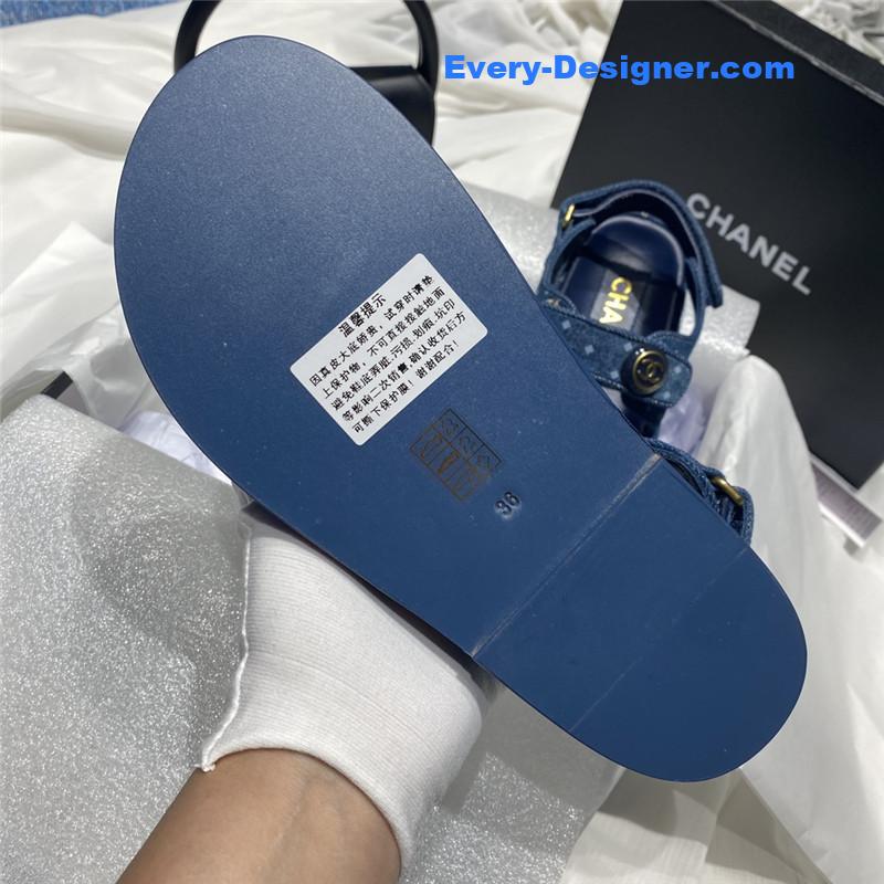 CC new Velcro sandals