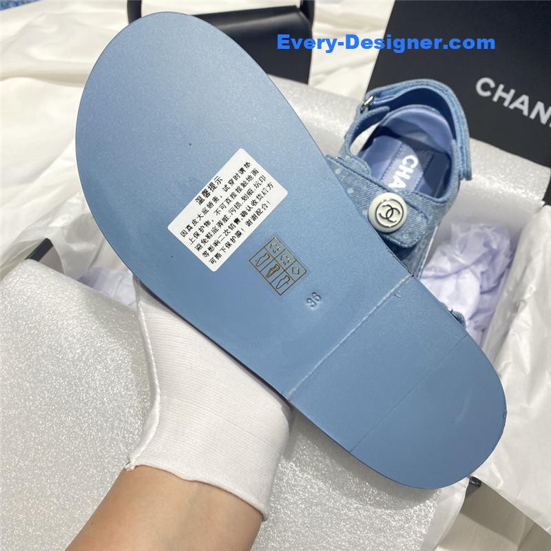 CC new Velcro sandals