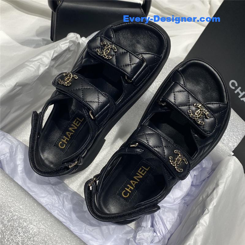 CC bow beach sandals