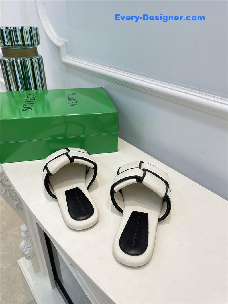 b0tt*ga Ven*ta patch slides