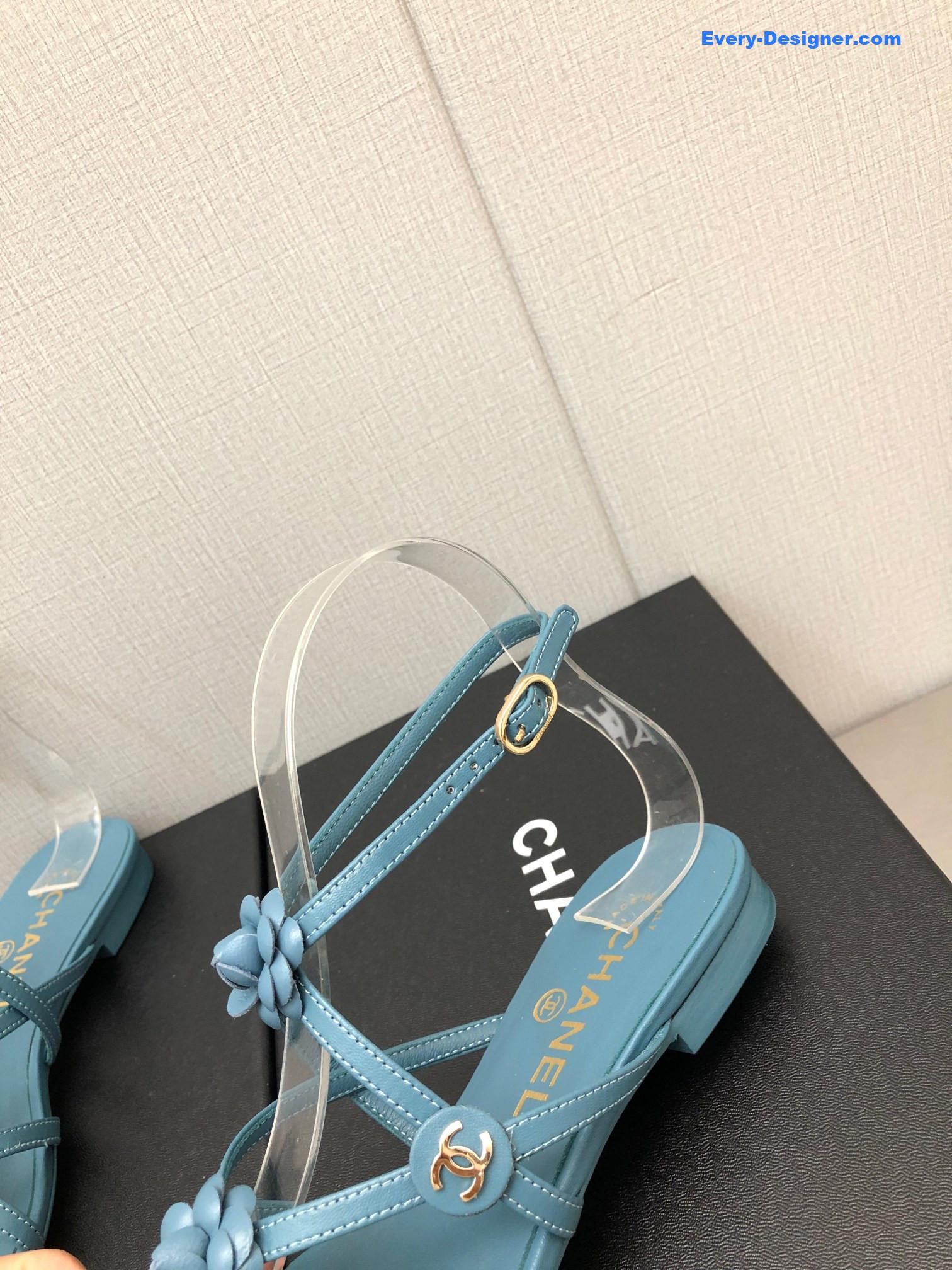 CC classic chain accessories flower sandals