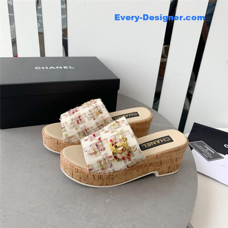 CC rhombus thick-soled flip flops
